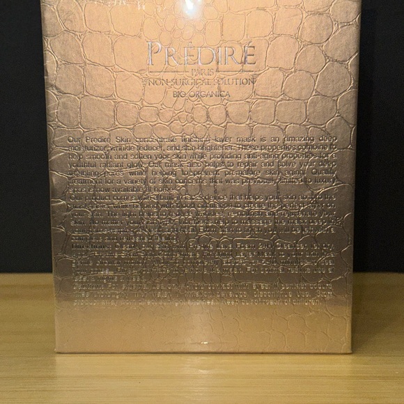 Predire Everyday Care Finishing Layer Mask with Wrinkle Vanisher Device - Picture 2 of 3